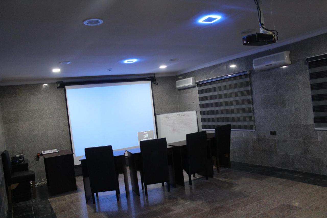 Class Suites Ikeja Zewnętrze zdjęcie